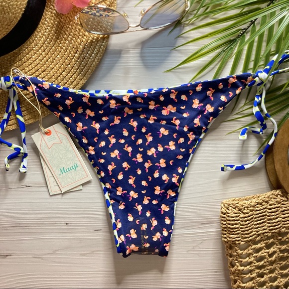 RARE Maaji 💙 Reversible Leopard Print String Bikini Bottom 👙🌸🏄🏼‍♀️ - Picture 7 of 7